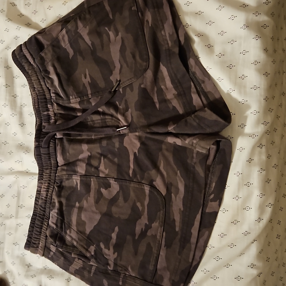 Camo Farallon Shorts